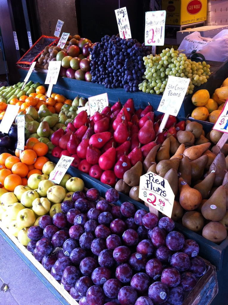 a picture of a fresh fruit stand