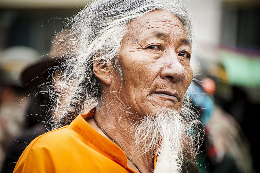 a picture of a Tibetan Lhasa man
