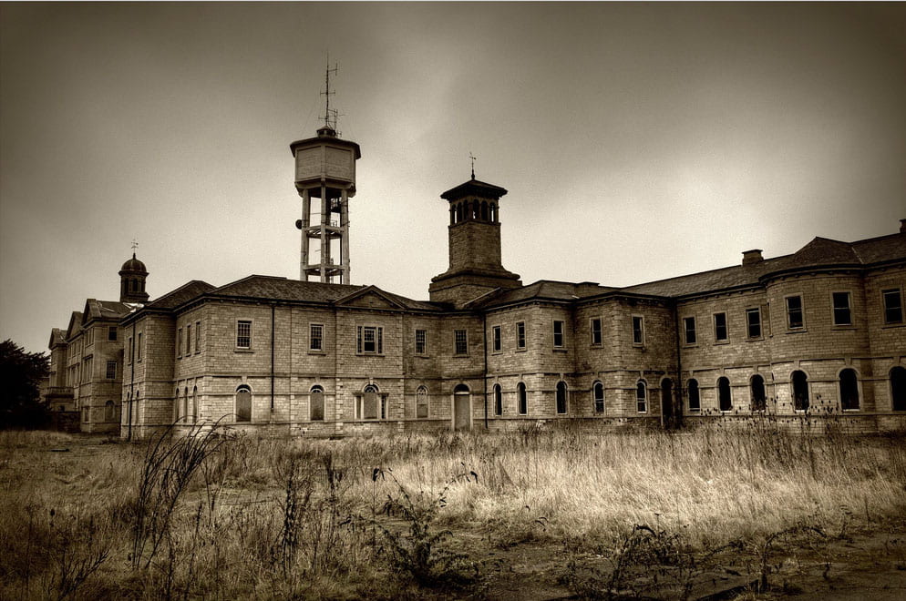 a photo of a prison