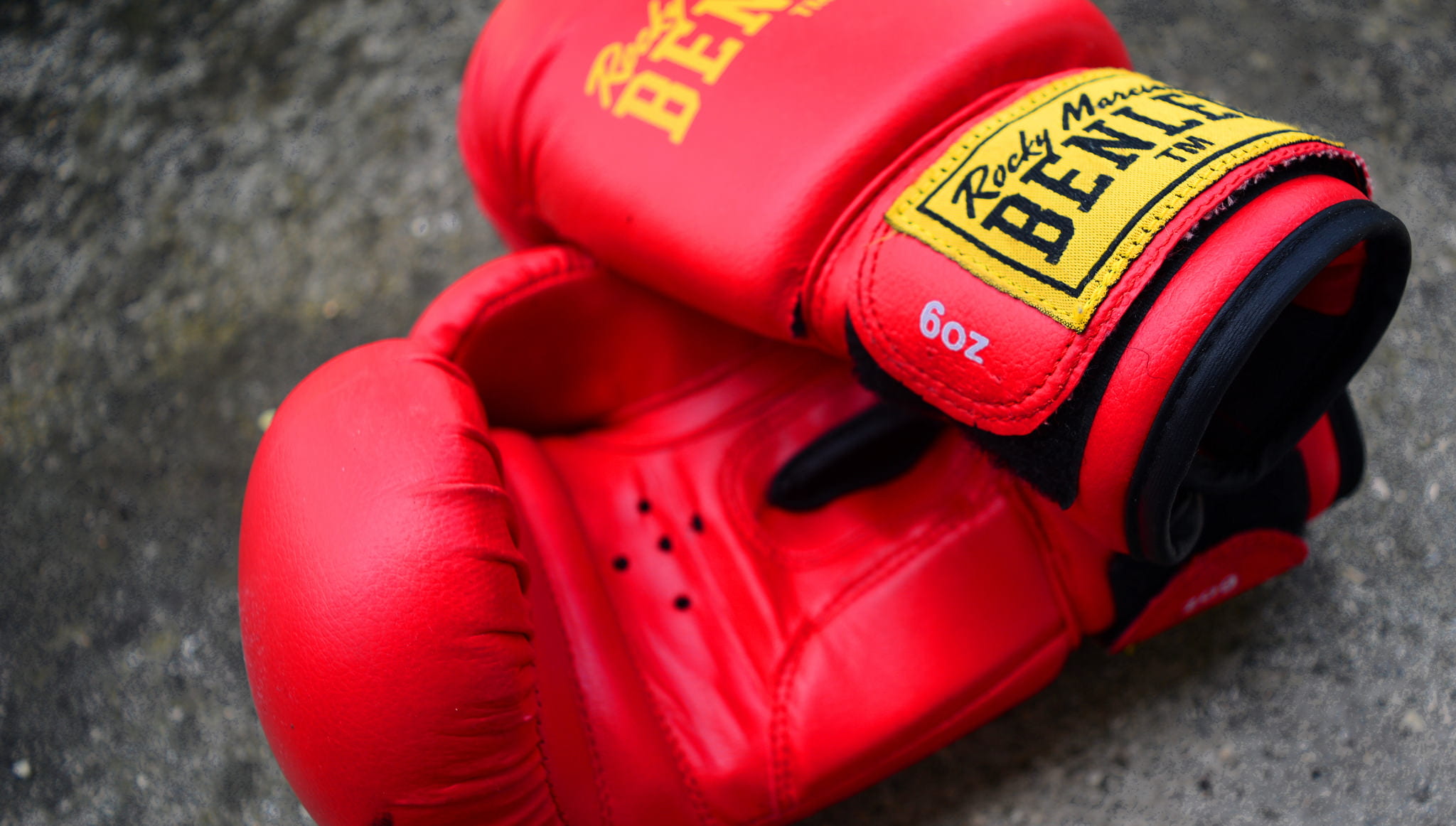 a picture of boxing gloves