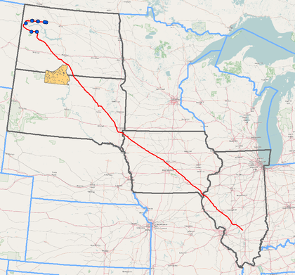 An image of the route of the Dakota Access Pipeline, with the Standing Rock Sioux tribe tribal location highlighted as well, showing where the pipeline would threaten those tribal areas.