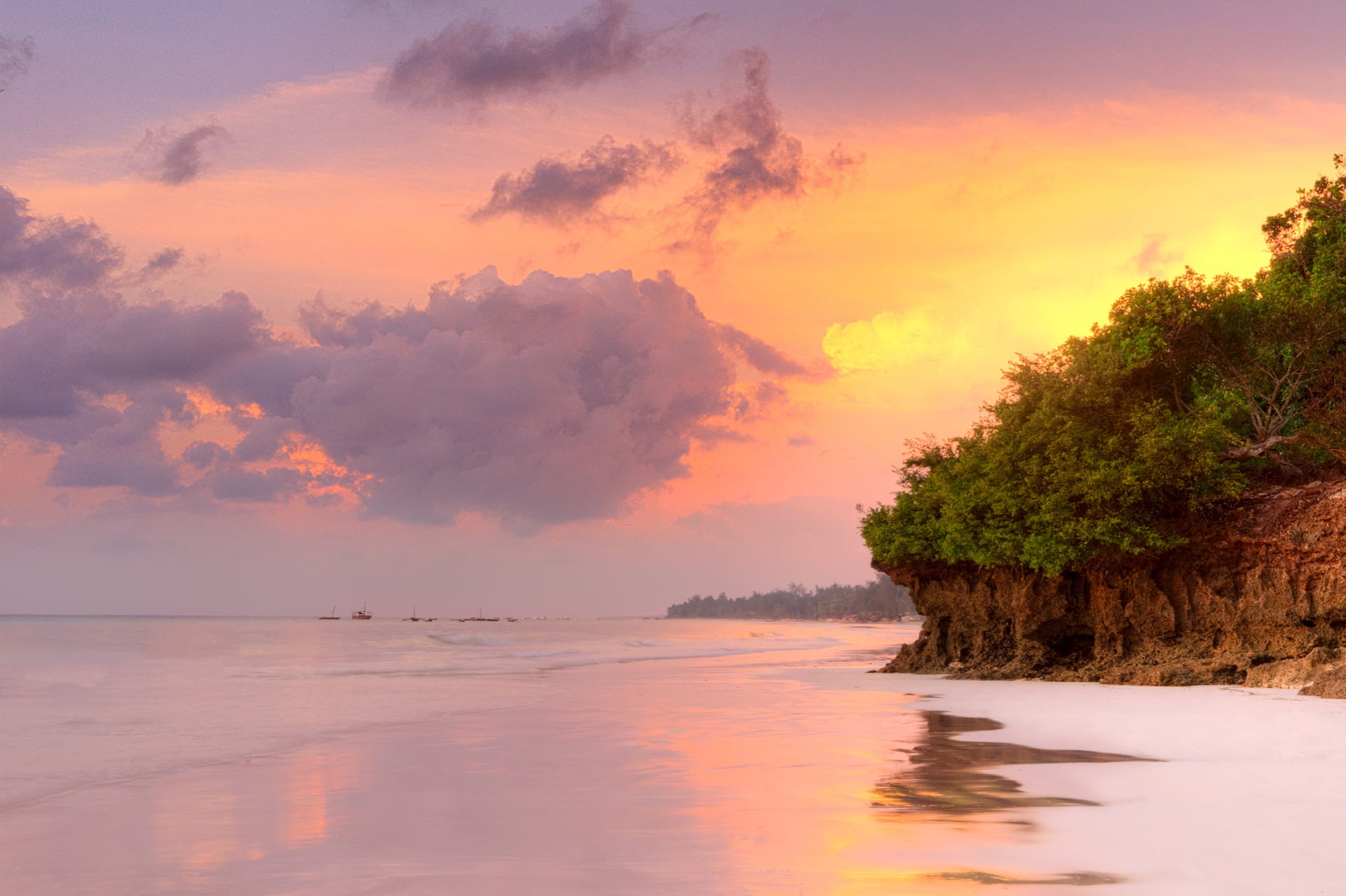 An image of Diani Beach in Kenya to showcase some of the natural beauty of the nation