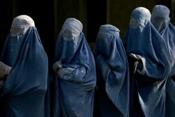Image 2 Afghani Women fully covered in accordance with Taliban rule. Source Flickr.